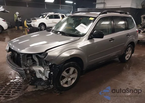 2010 Subaru Forester 2.5X z USA, uszkodzony, nr VIN JF2SH6BC1AH768375